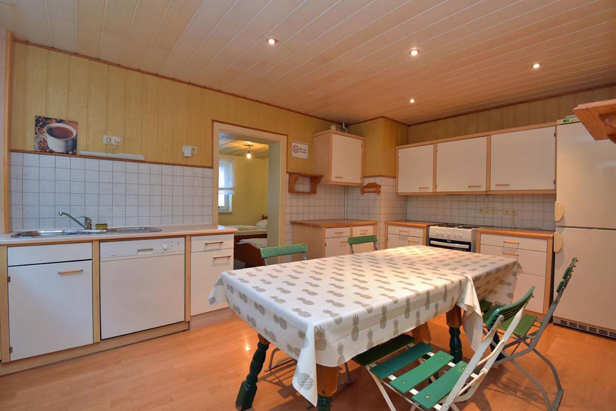 Monteurhaus-Arbeiterunterkunft Haus Markus Suhl Eksteriør billede