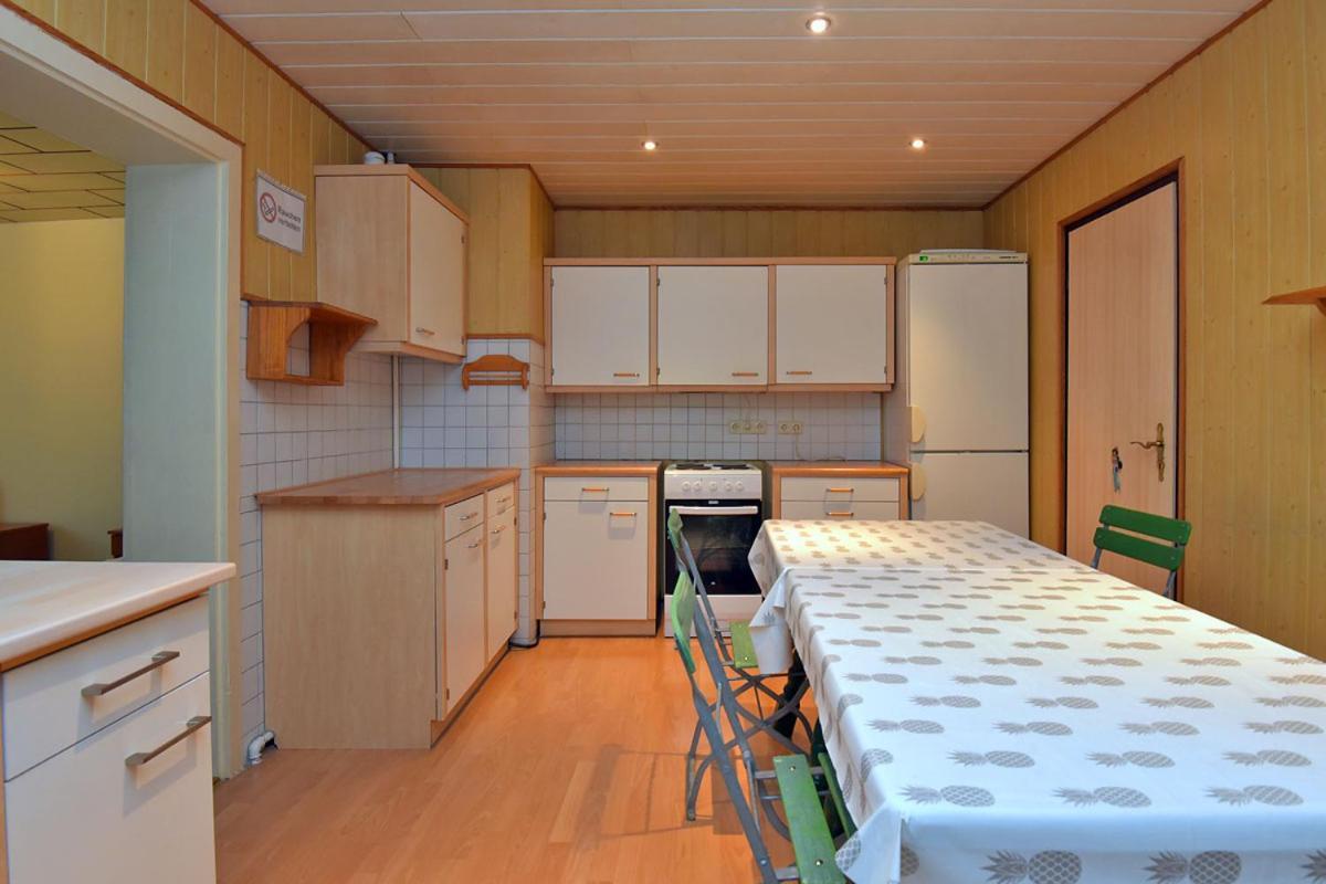 Monteurhaus-Arbeiterunterkunft Haus Markus Suhl Eksteriør billede
